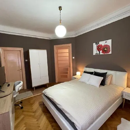 3 Lägenhet Bukarest